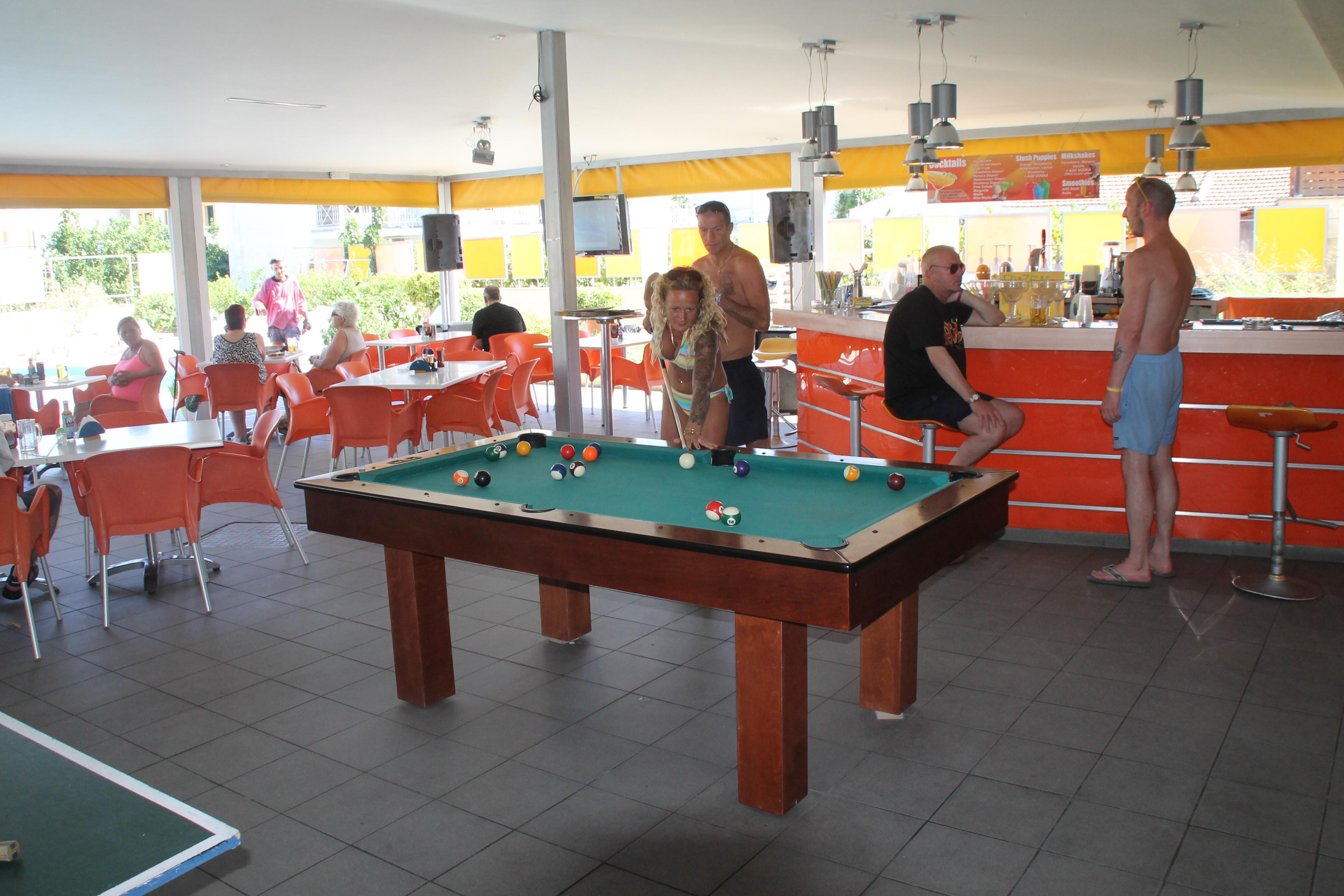 Kavos Central Gardens Екстер'єр фото