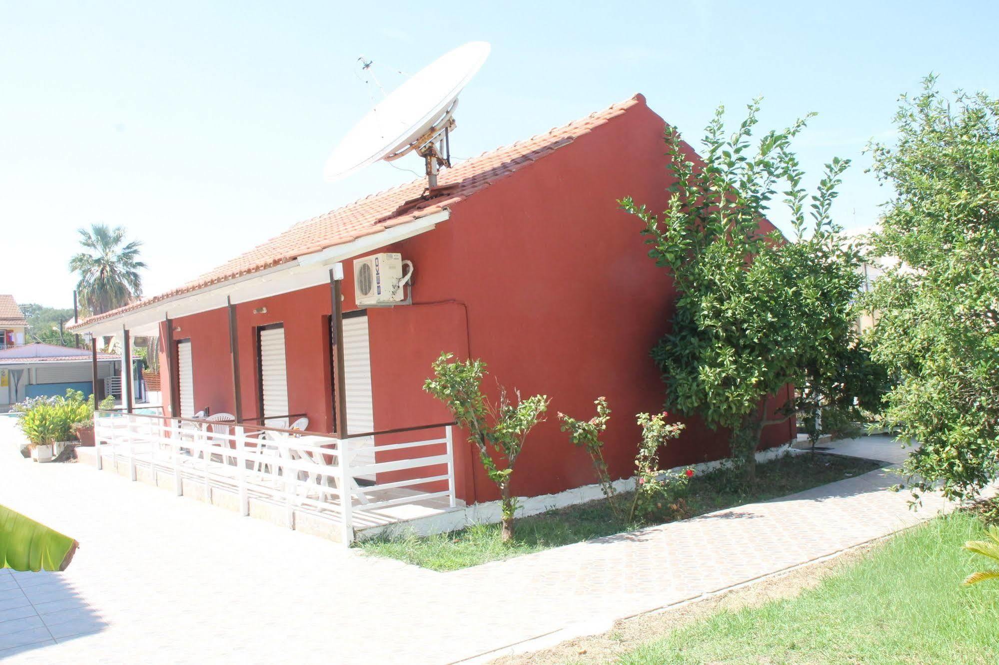 Kavos Central Gardens Екстер'єр фото
